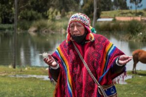 Pessoa dos Andes e sua capacidade de digestão aperfeiçoada pela evolução.